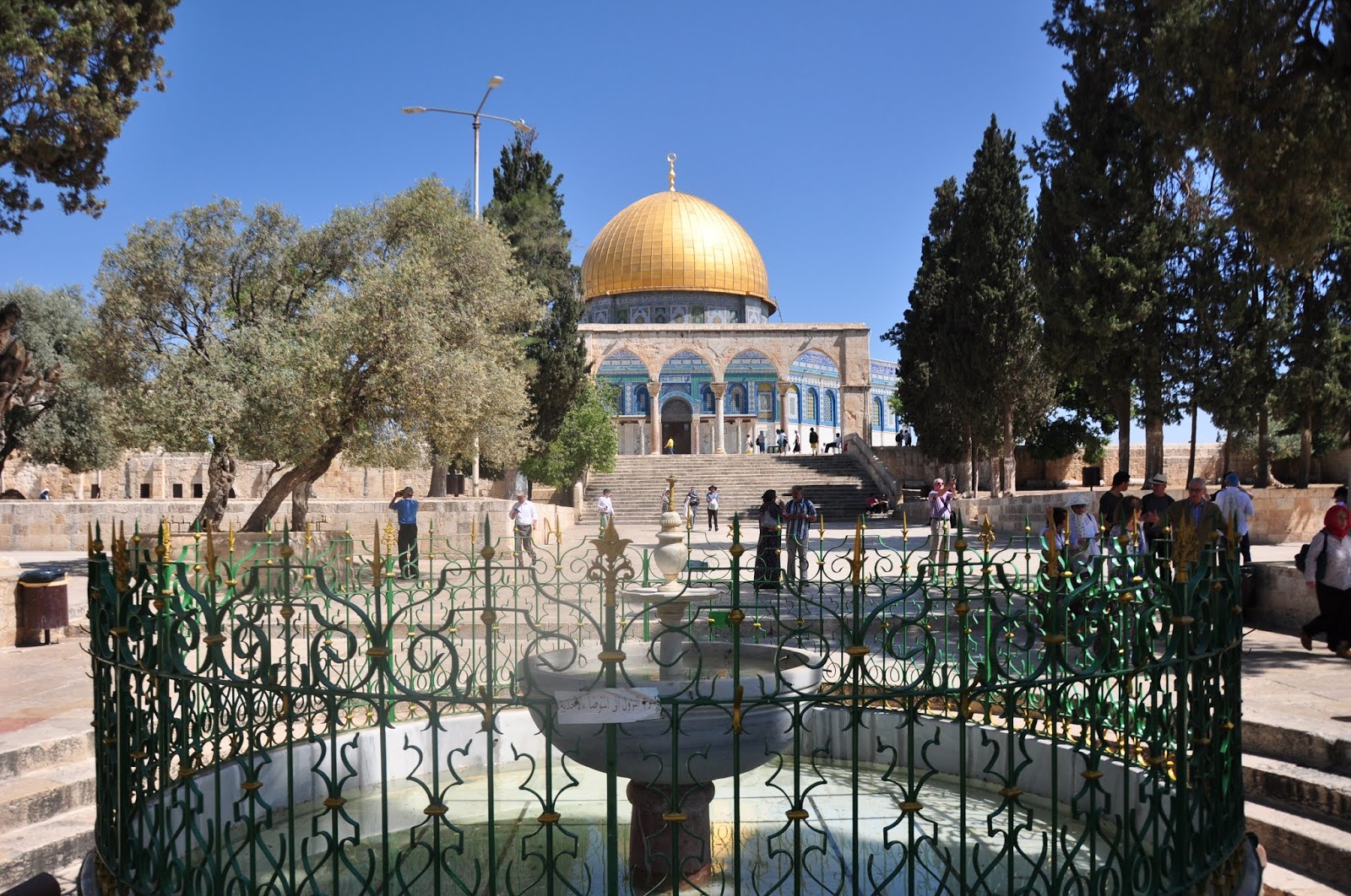 Lumen Olivarum How Many Mosques on the Temple Mount?