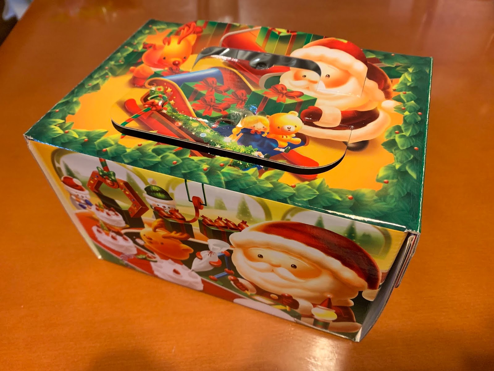 ハロー三郷生活 三郷市早稲田 パティスリーもなみ のクリスマスケーキ