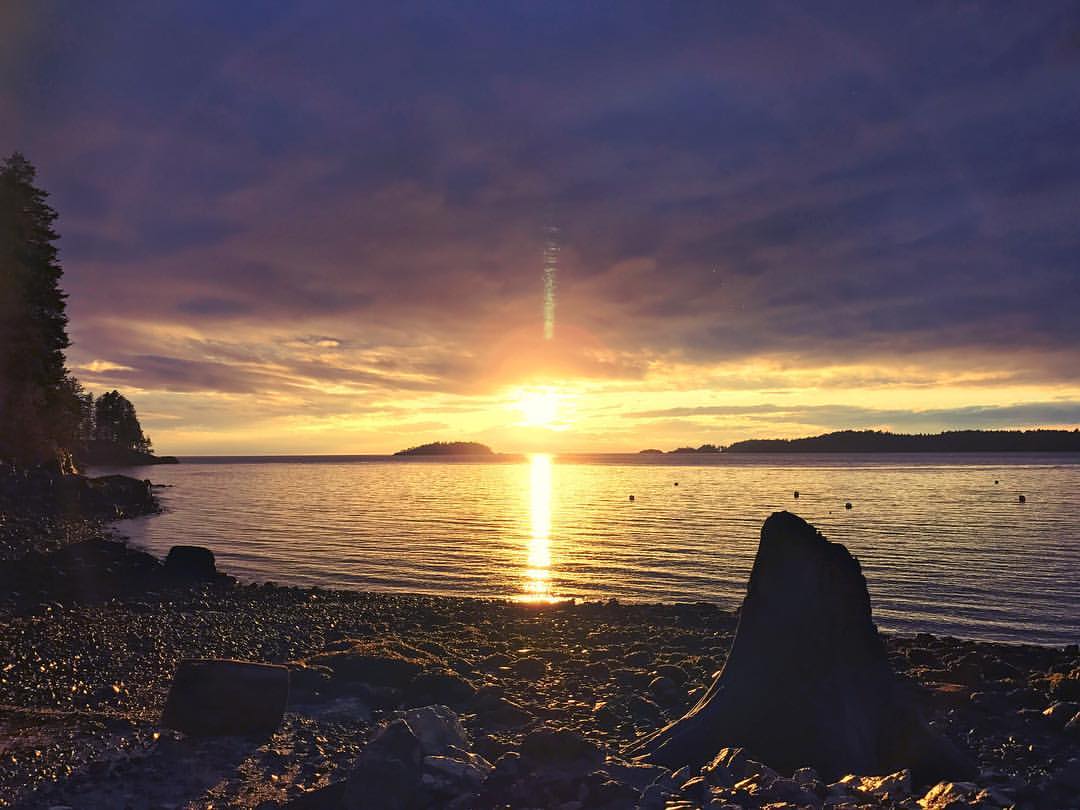 ShortTerm, Not ShortSighted Vacation Rentals on Bowen Island ShortTerm, Not ShortSighted Vacation Rentals on Bowen Island