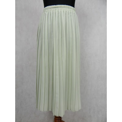 długa plisowana spódnica pistacjowa retro plisowana spódnica trendy 2016 blog modowy netstylistka moda retro vintage