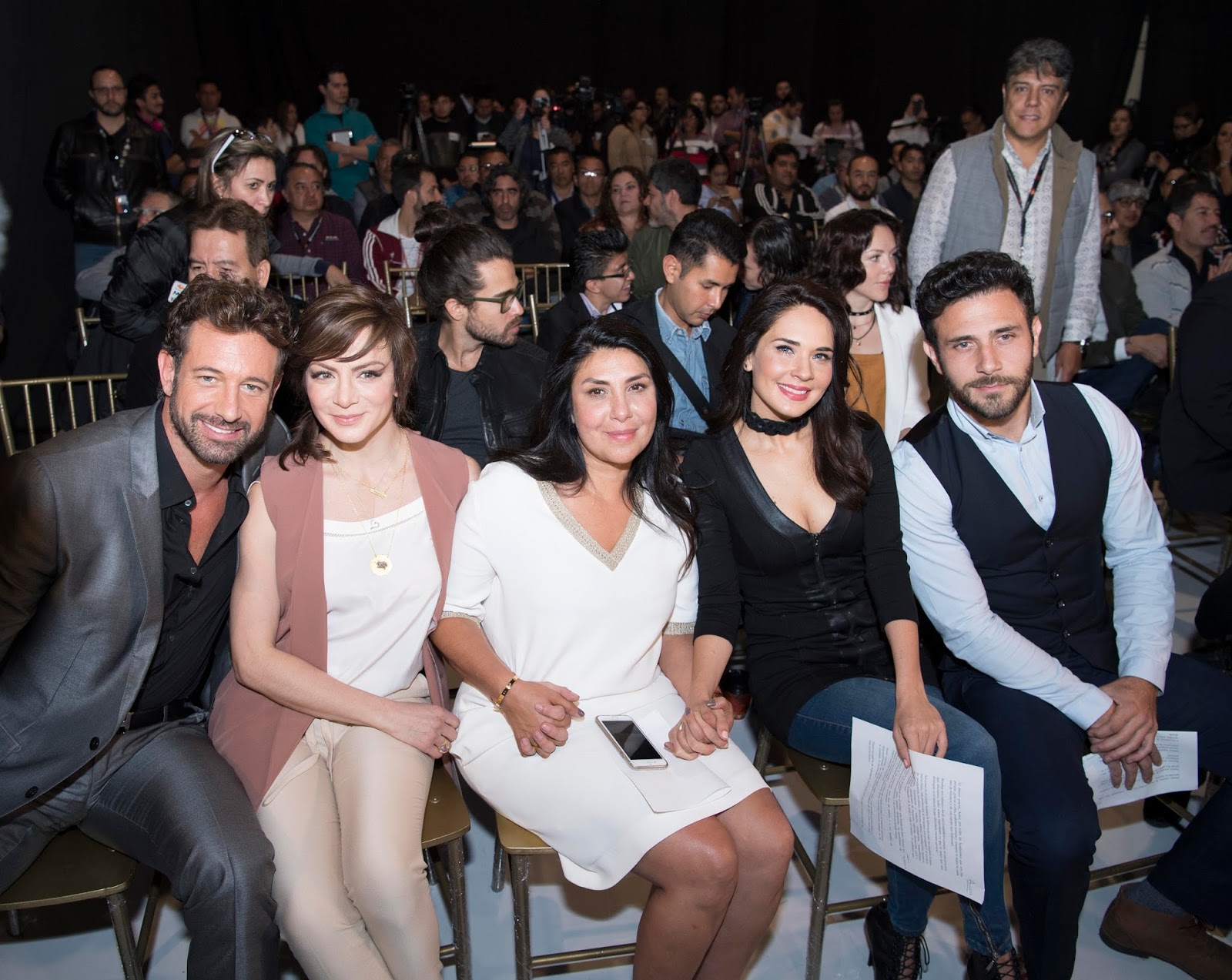 cadenas de amargura full cast caer en tentaci 243 n inicia grabaciones con misa y pizarrazo cadenas de amargura full cast caer en tentaci 243 n inicia grabaciones con misa y pizarrazo