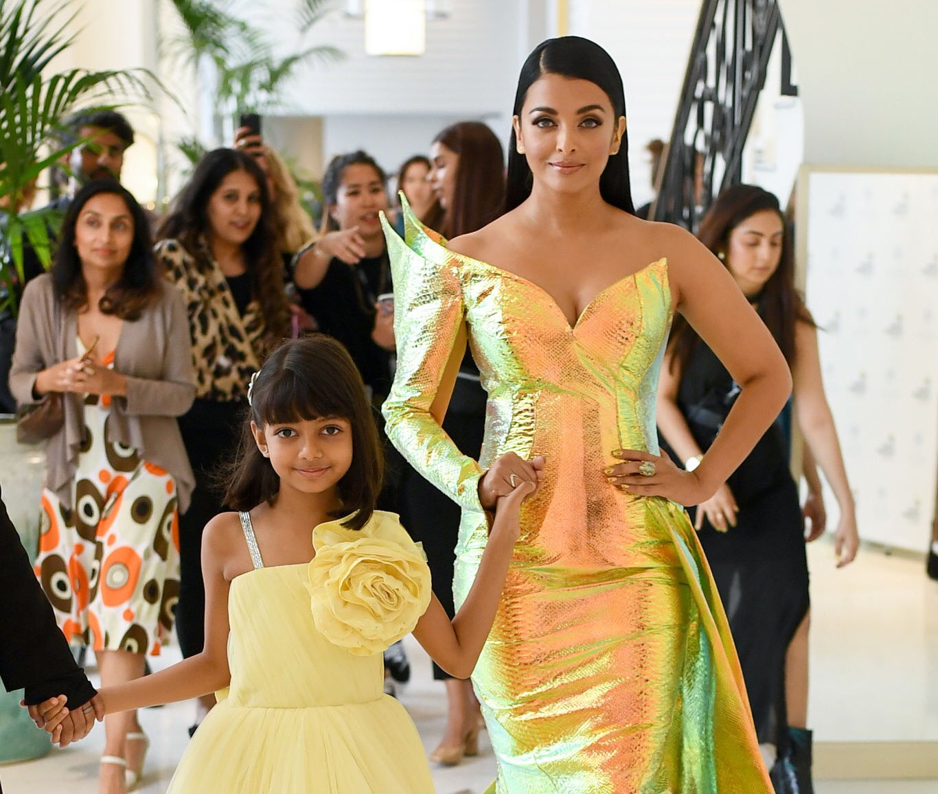 дочь айшварии рай 2022. аарадхия баччан. дочь айшварии рай сейчас.