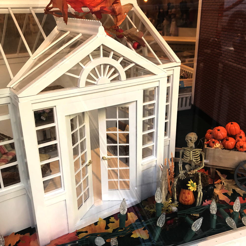 Linzer Lane Tiny Doll House A New York City Gem
