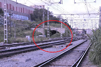 Fuente: https://lhospitaletdellobregat.wordpress.com/2011/07/21/lenllac-ferroviari-vilafranca-vilanova/ Vista desde la línea de Vilafranca