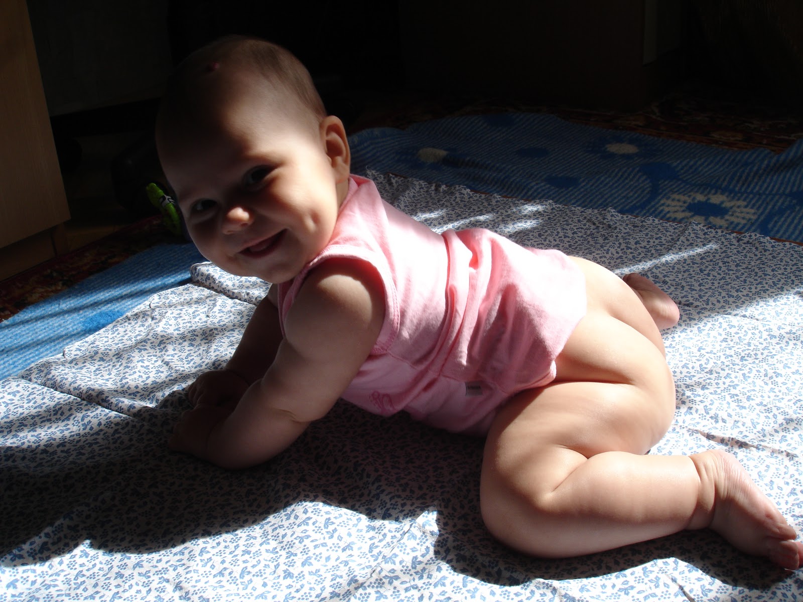 6 килограмм в 6 месяцев. 6 Месяцев Тимурке картинки. Луизы 6 месяцев.