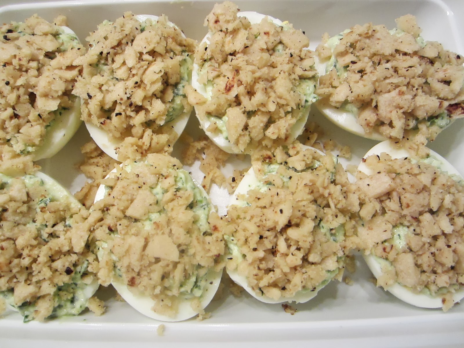 Effortnesslessly: Corn Tortilla Crusted Eggs