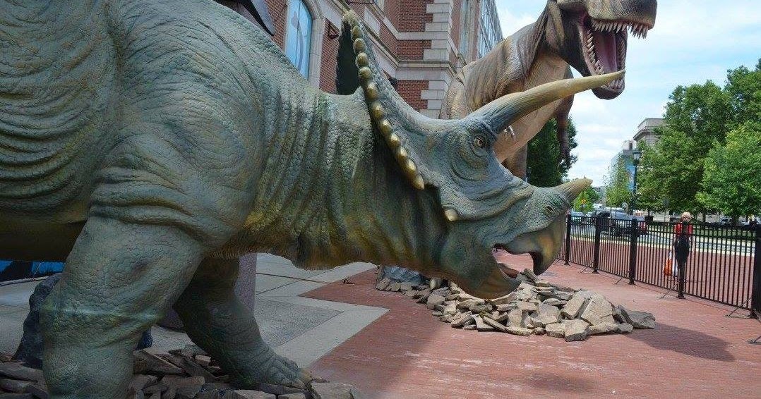 DAILY VACATIONER: The Academy of Natural Sciences: Dinosaurs Unearthed