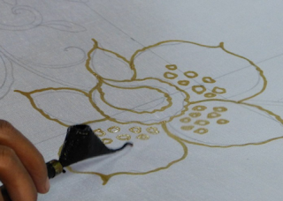 Tahapan Pembuatan Batik Tulis Tahapan Pembuatan Batik Tulis