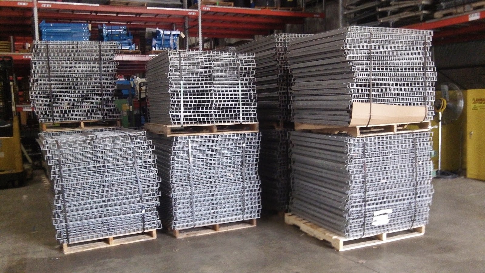 Speedrack Midwest: Light duty Interlake pallet rack new in stock