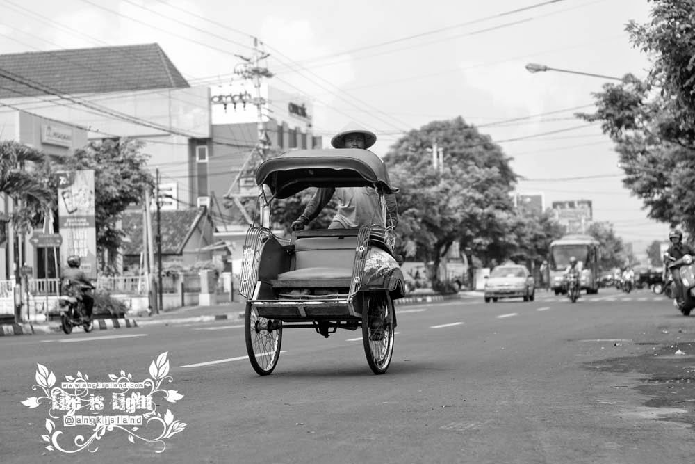 The becak Becak