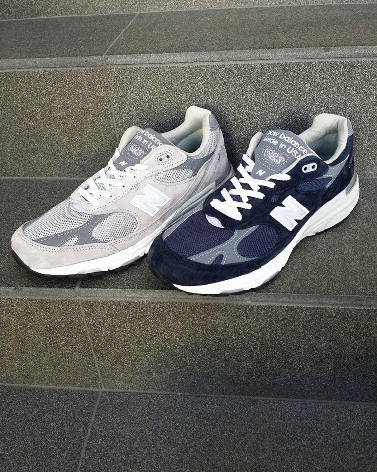 NEWBALANCE MR993 NV 入手困難)廃盤モデル