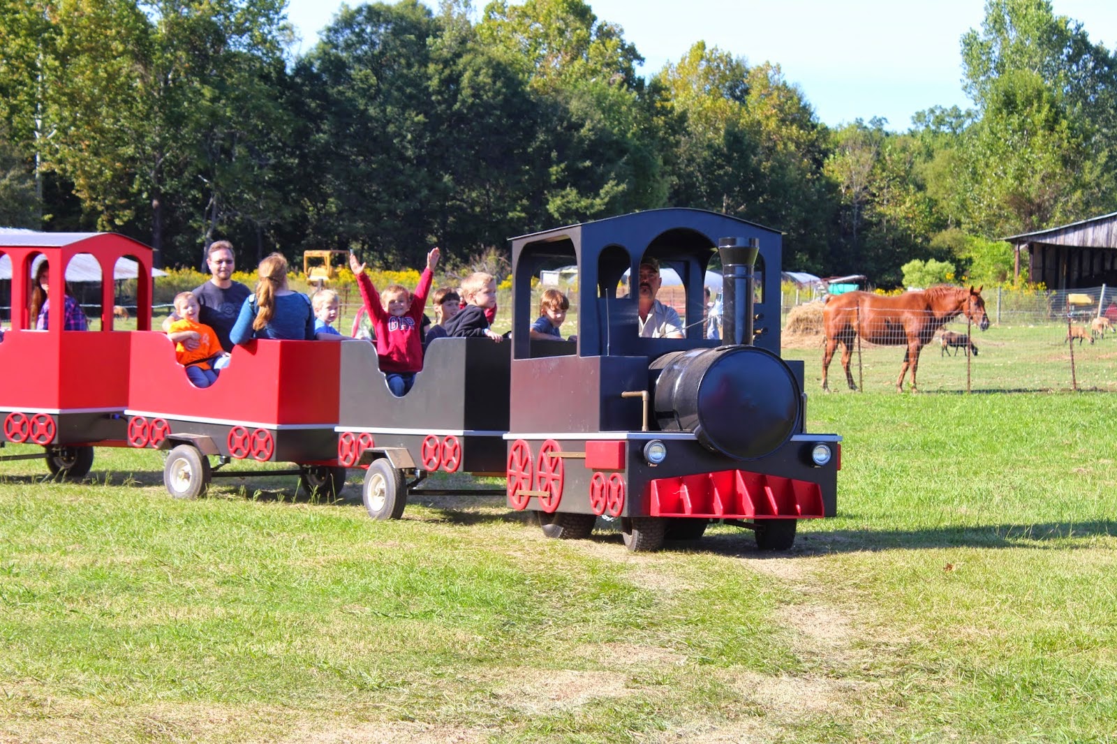 { all six of us } { Old Baker Farms Pumpkin Patch }