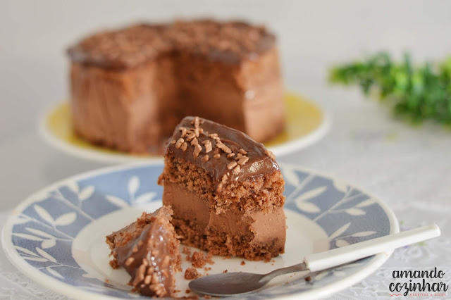 bolo mousse de chocolate