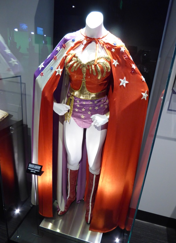 Hollywood Movie Costumes and Props Gal Gadot's Wonder Woman costume