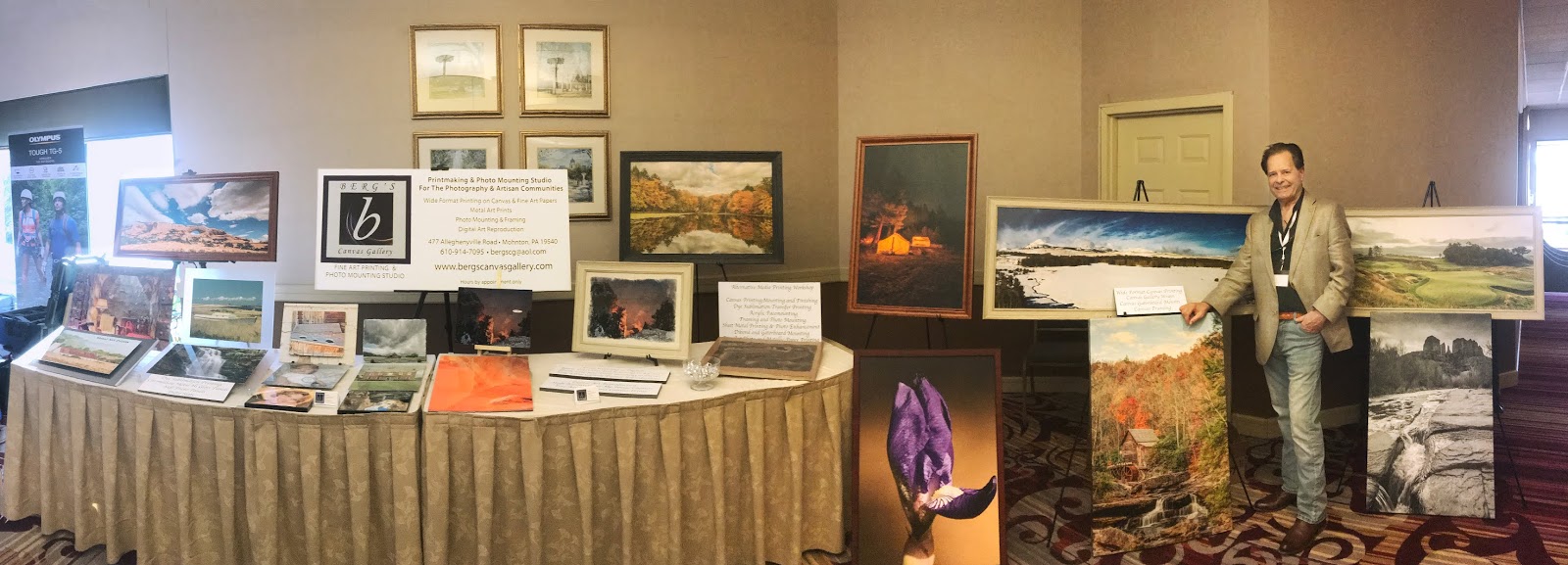 Bergs Canvas Gallery