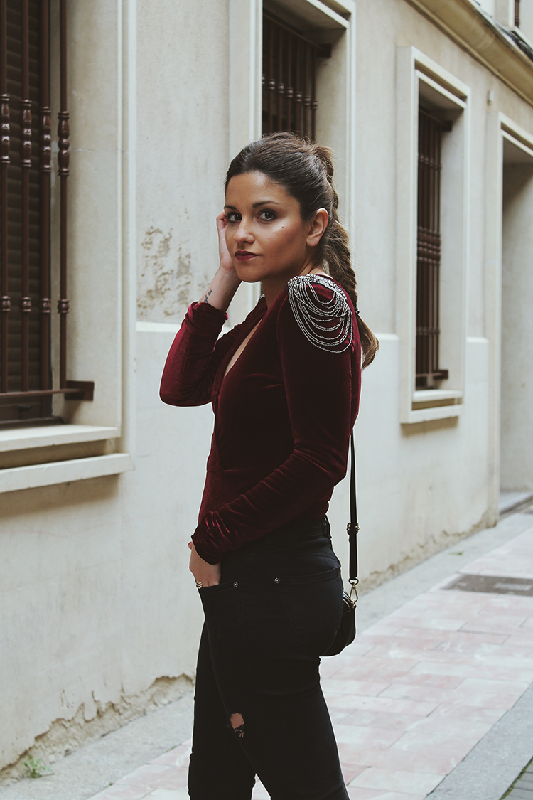 Blog de Moda | LITTLE BLACK COCONUT | Bloguera de moda León: Body de terciopelo