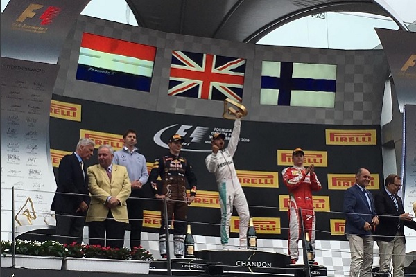 Lewis Hamilton se quedó con el Gran Premio de Austria