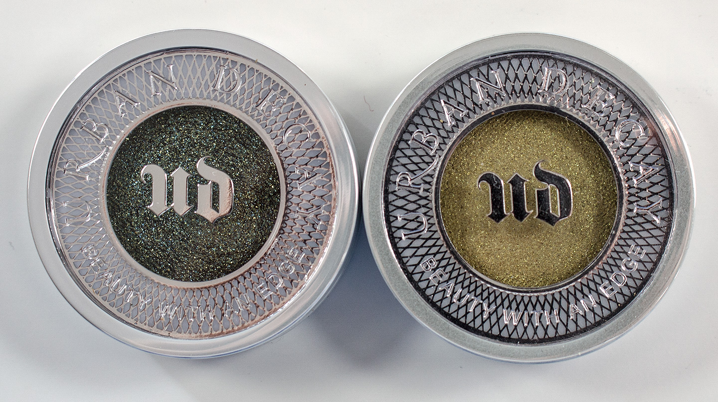 WARPAINT and Unicorns Urban Decay Moondust Eyeshadow in Zodiac & Stargazer Swatches & Review WARPAINT and Unicorns Urban Decay Moondust Eyeshadow in Zodiac & Stargazer Swatches & Review