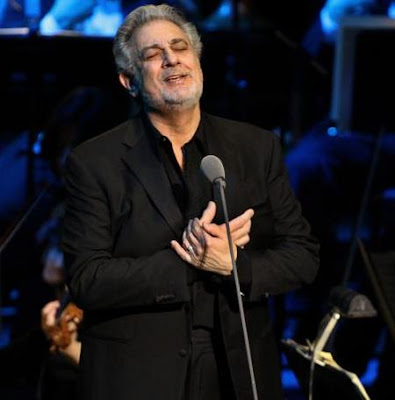 Plácido Domingo Foto de Plácido Domingo en el escenario