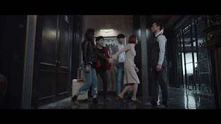 Cha Se Ri pulang ke rumah, meminta maaf pada Cha Min Hyuk.