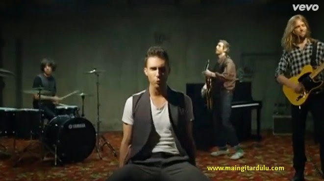 Kunci Gitar Shes Gone Chord Gitar Lagu Melayu Kord