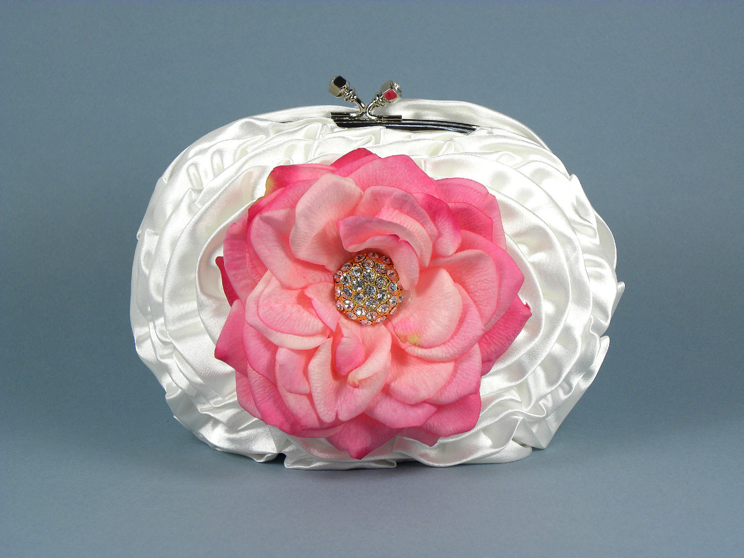 Spectacular bridal clutch purses..! Lifestyle Fundas : Career and ...