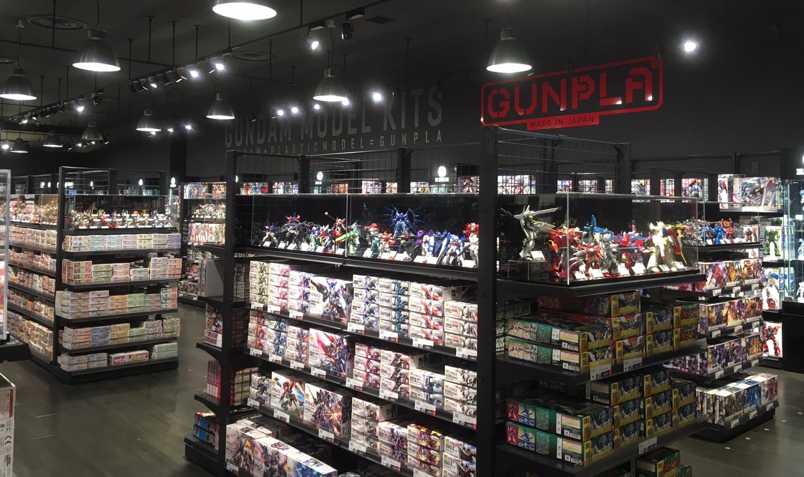 New Gundam Plastic Model Shop Opens In Tokyo