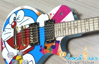 hadiah spesial dari aliando di ultah prilly hadiah gitar aliando untuk prilly