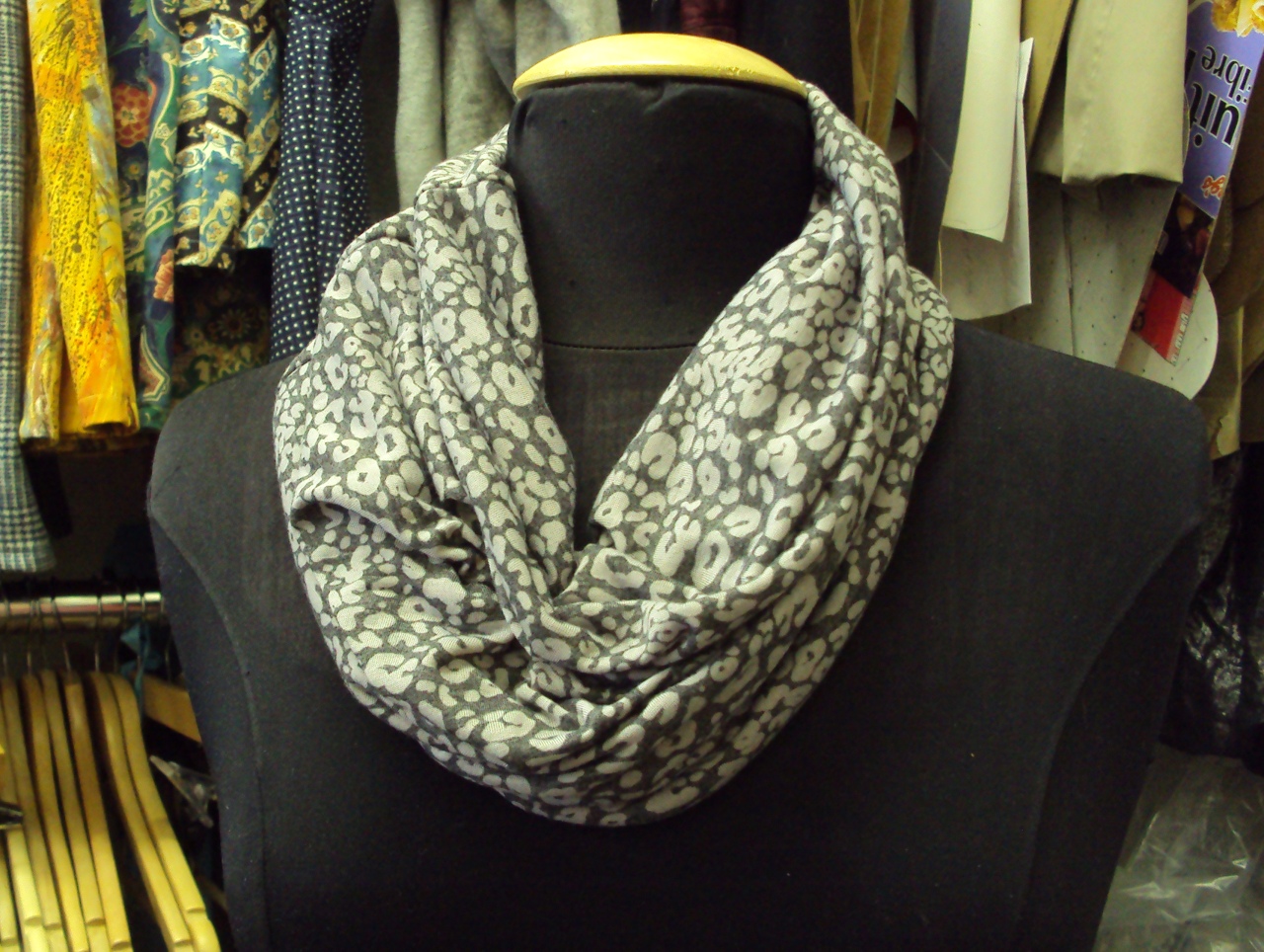 How Many Stitches For A Cowl Neck Scarf