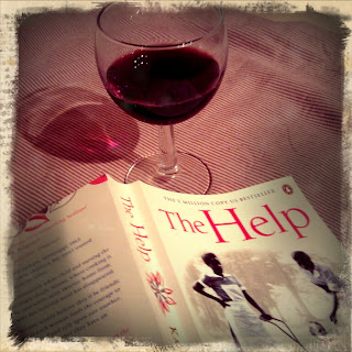 The Help by Kathryn Stockett, Review by Five Go Blogging