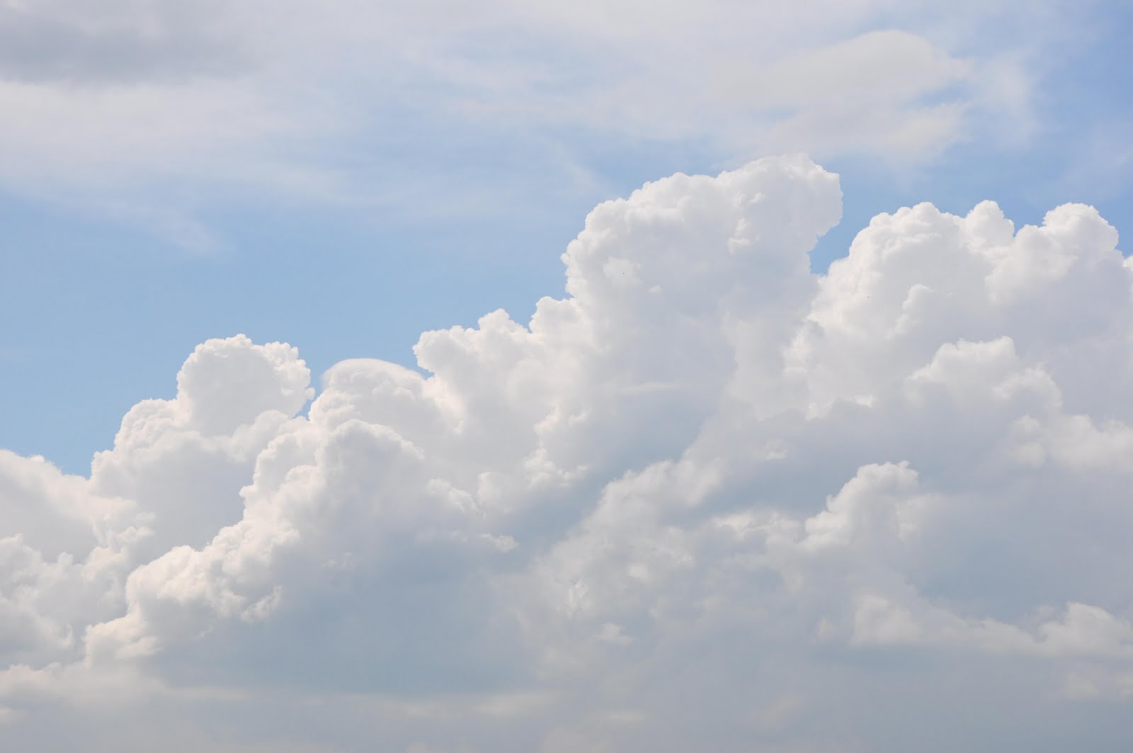 Qu'en pensez vous ?: Ciel avec nuages - photos et fonds d'écran