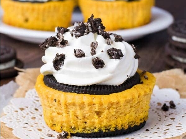 Pumpkin Oreo Cheesecake Pumpkin Oreo Cheesecake