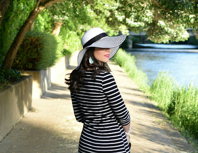 Striped Bodycon cress with Floppy Hat