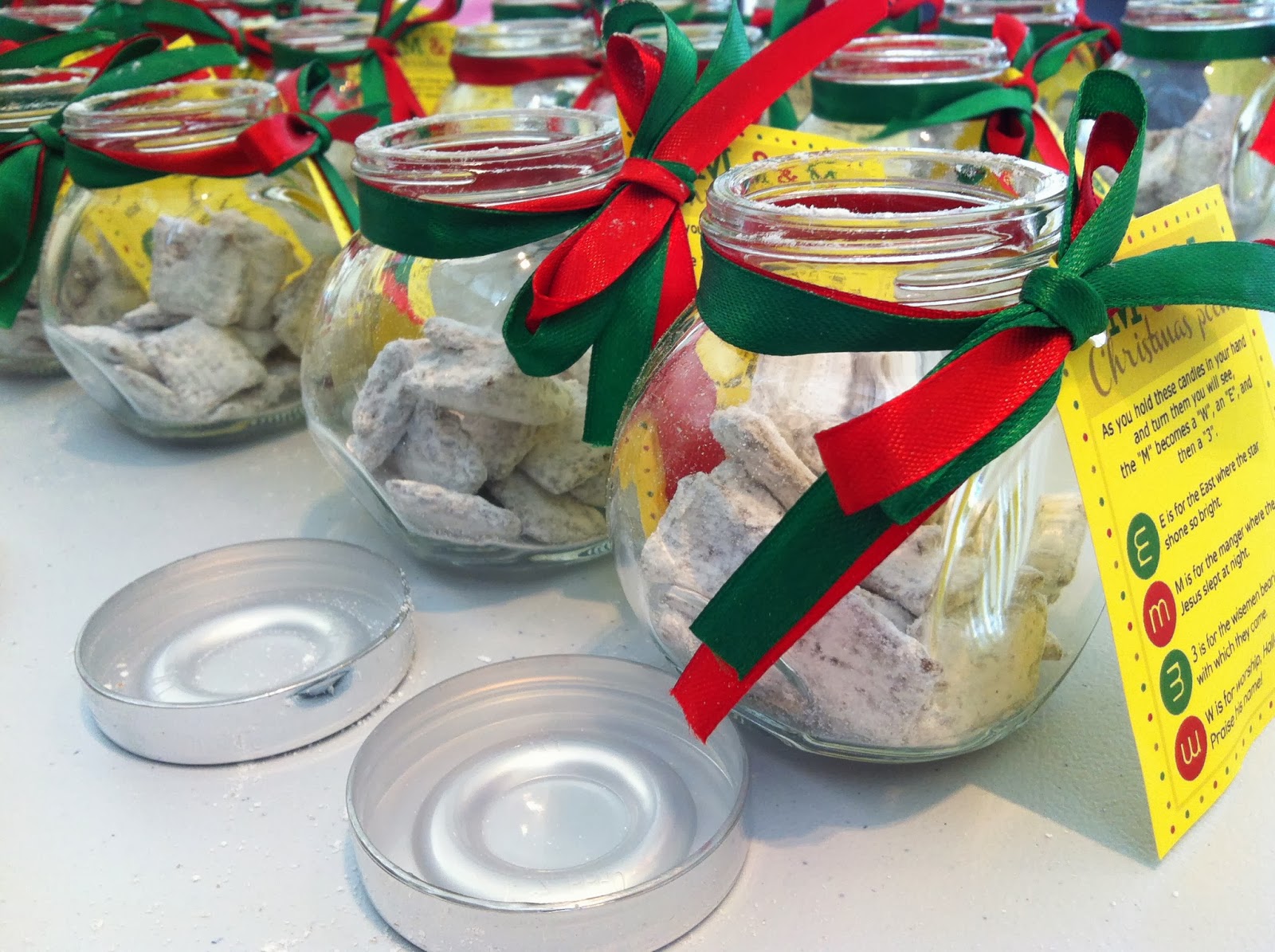 Reign of Glitter Christmas Eve Party Door Gift