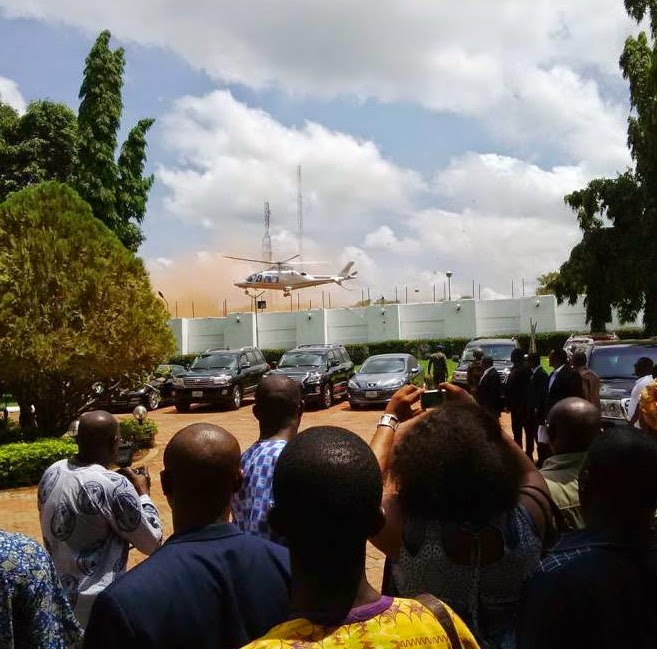 governor adams oshiomhole wedding private jet