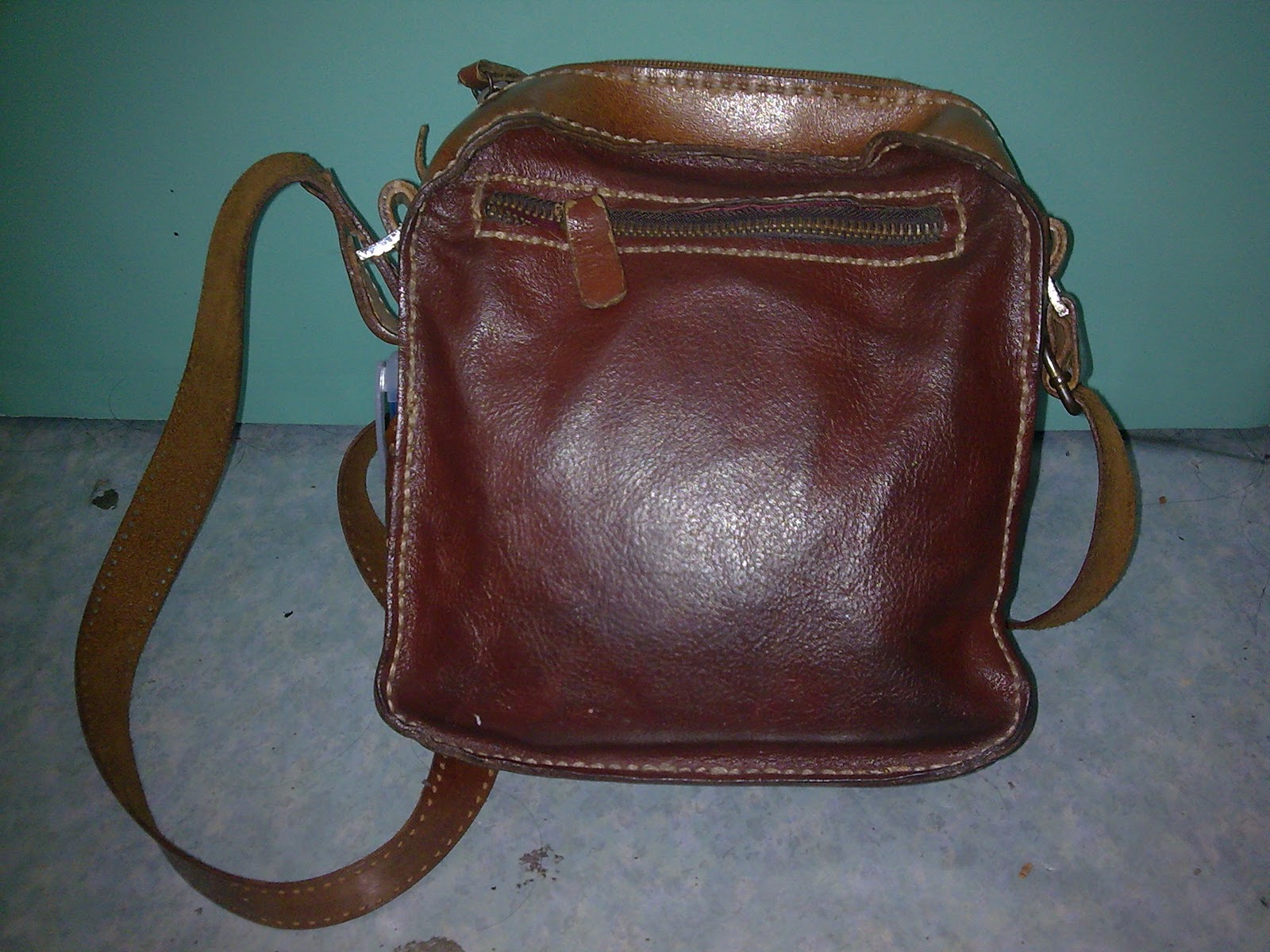 Jenggodeen Handmade Leather: Beg Sandang / Unisex Crossbody Bag (UCB003)