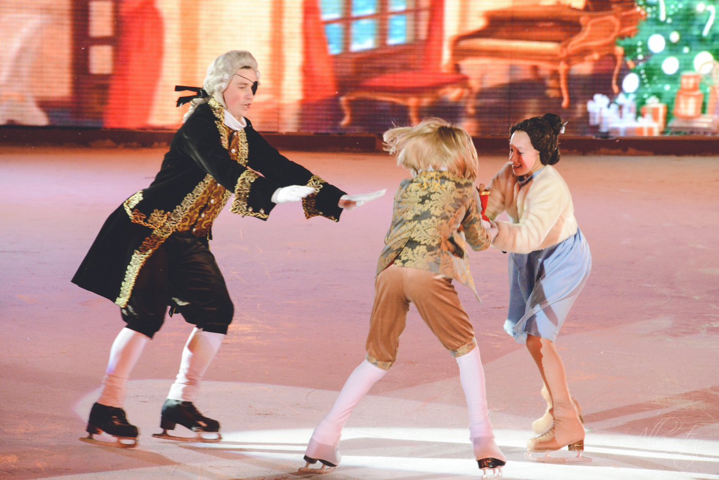 Nutcracker Ice Show Pt.1 Allanstey