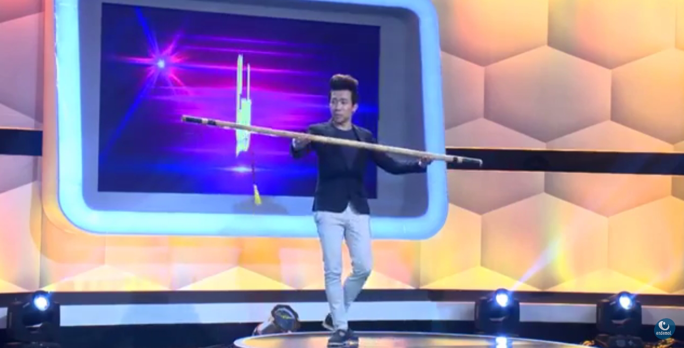 Người Bí Ẩn 2015