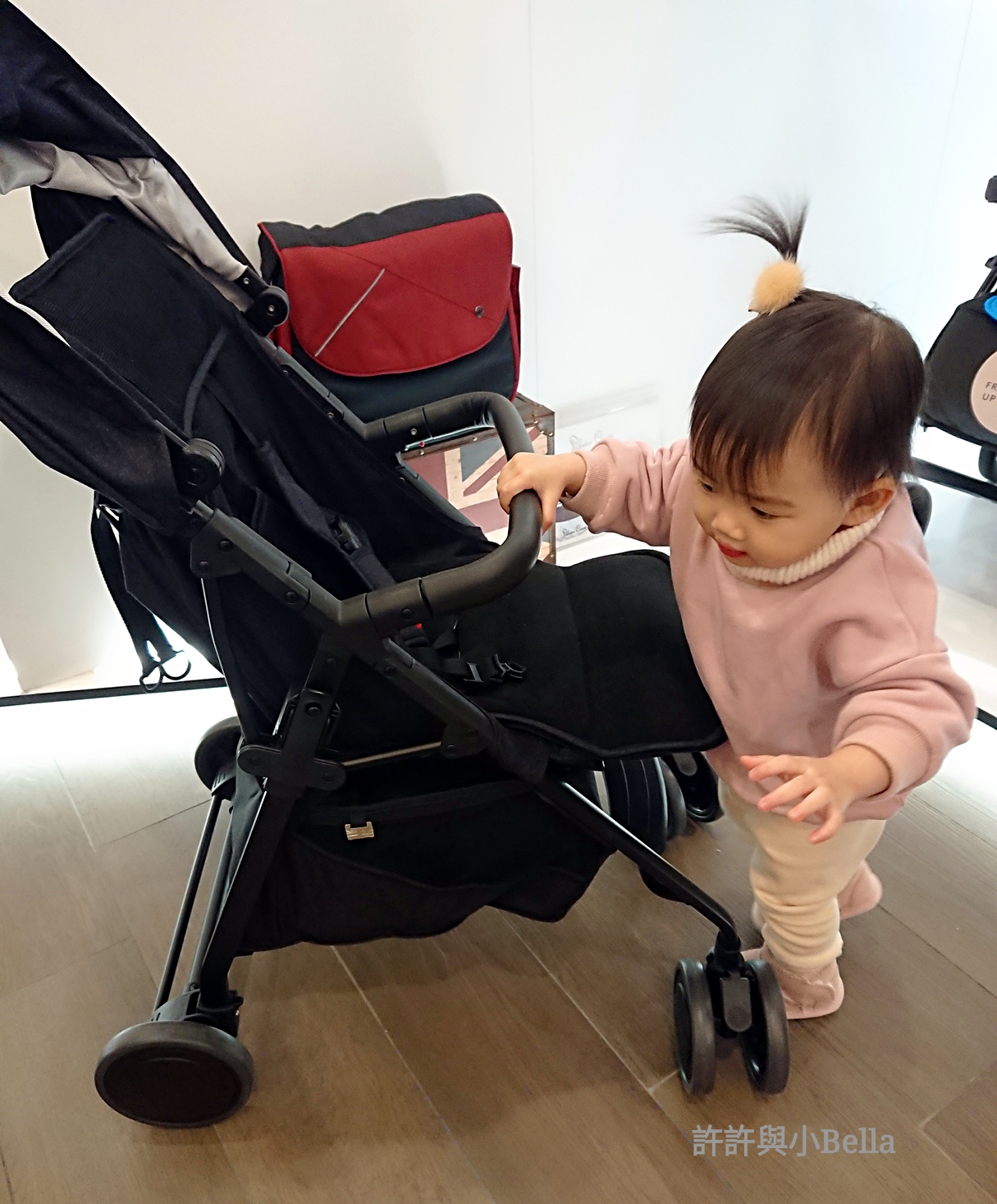 英國SILVER CROSS AVIA 嬰兒車點評｜許許與小Bella
