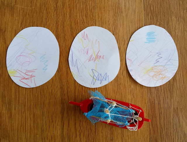 DIY: Unser Masking Tape Osterbaum. Die Kinder können bei diesem einfachen DIY zu Ostern gut mit basteln.