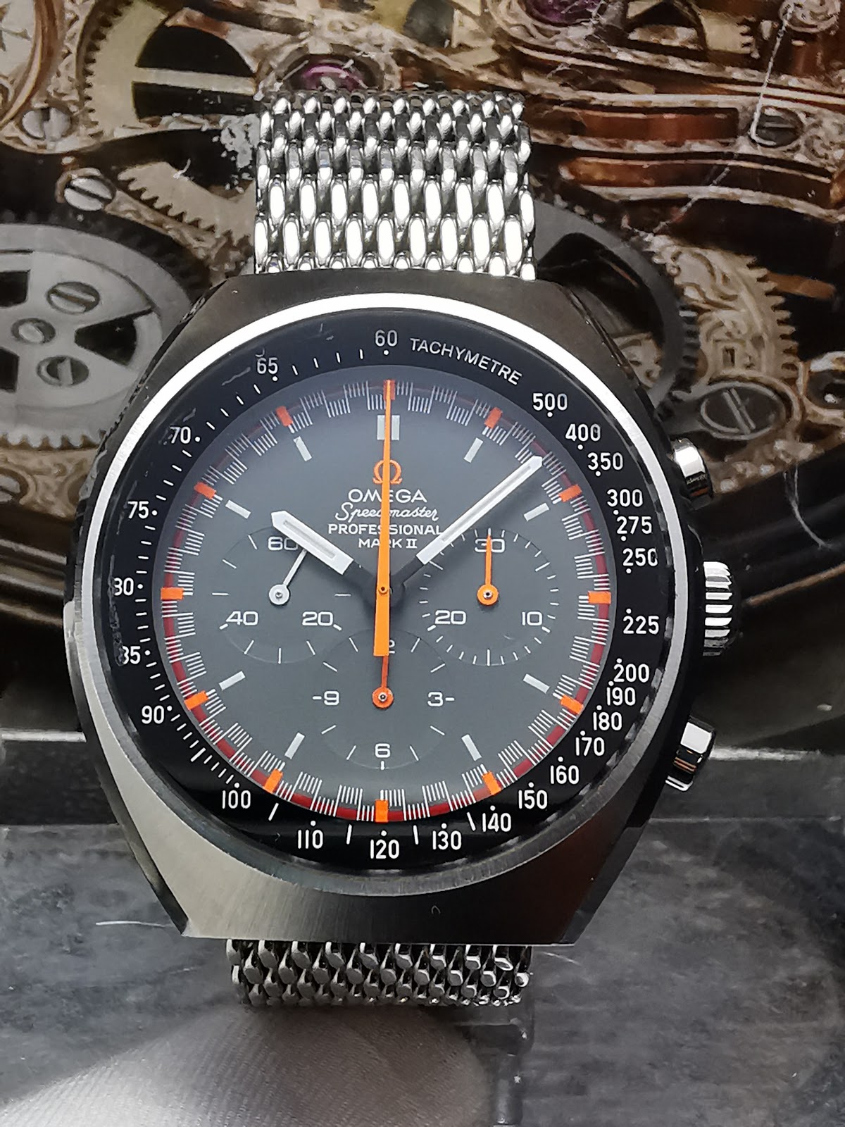 omega speedmaster mk2 racing dial