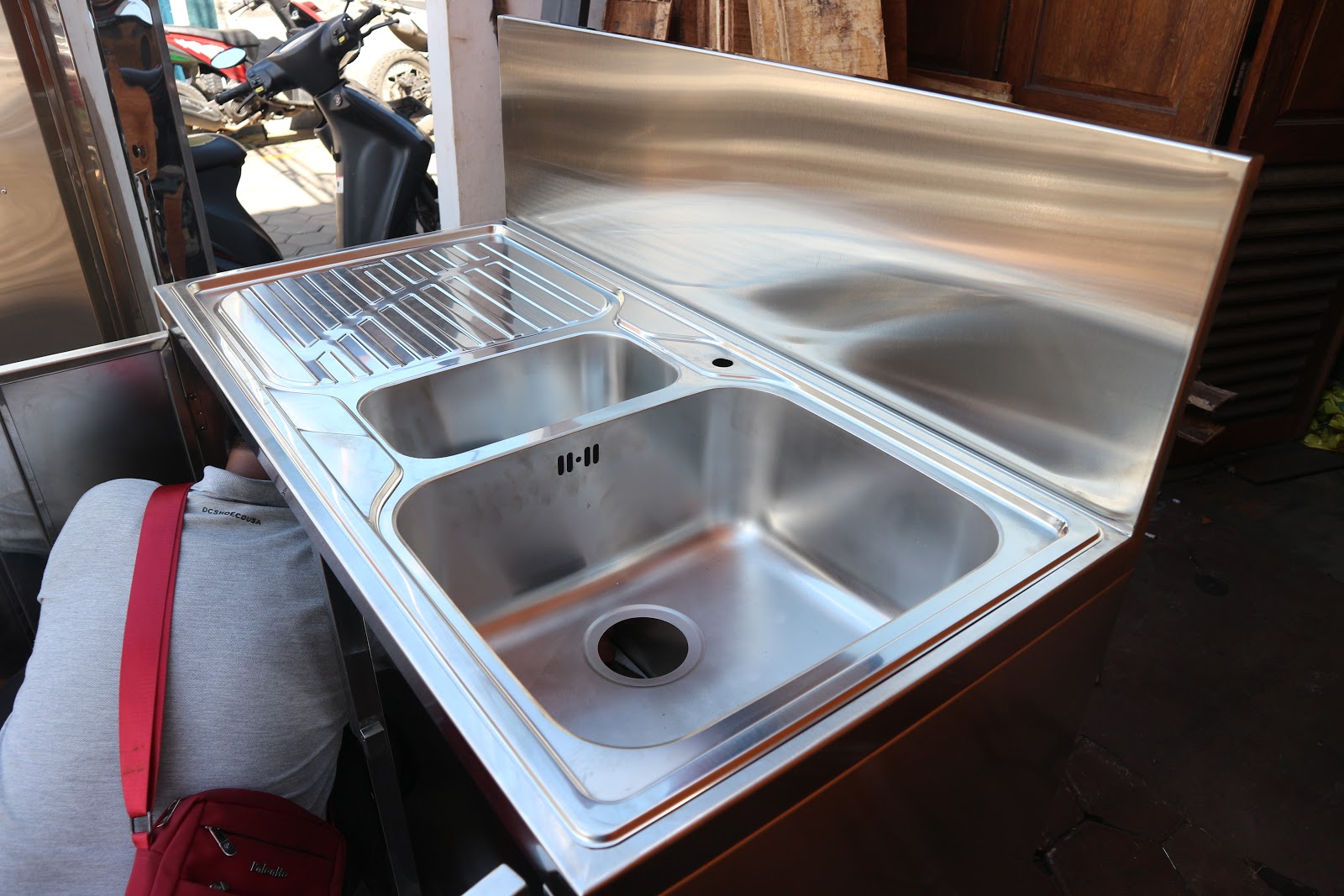Harga Tempat Cuci Piring Stainless Surabaya - REYMETAL.COM - Produsen