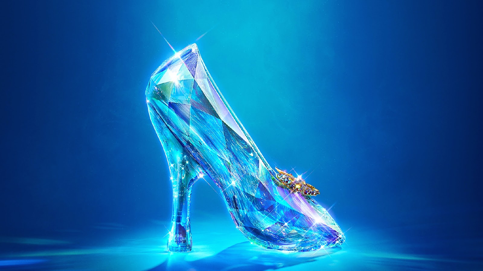 Cinderella 2015 poster movieloversreviews.filminspector.com