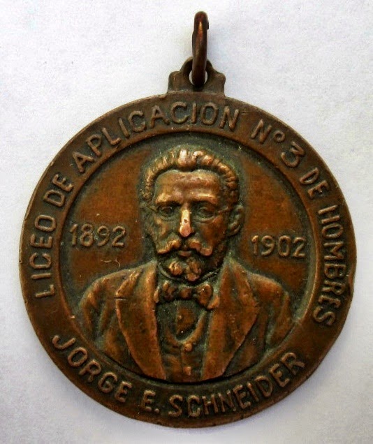 Medalla Liceo de Aplicación