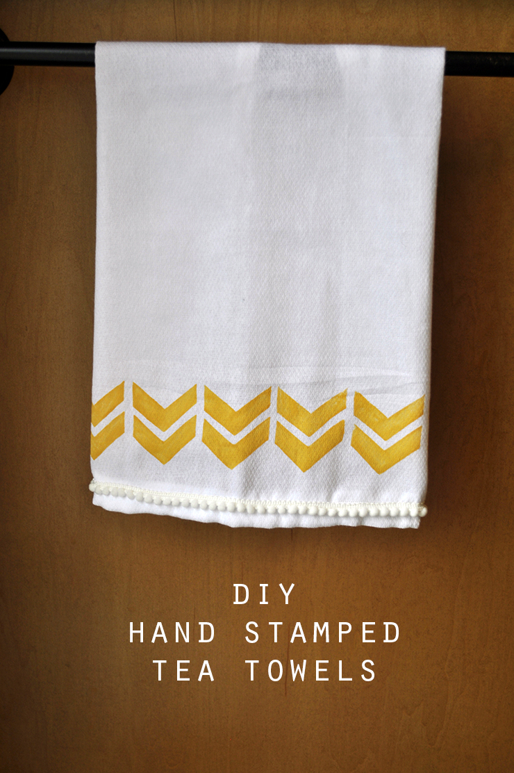 DIY Tea Towel Tutorial (Stamped Kitchen Towels)