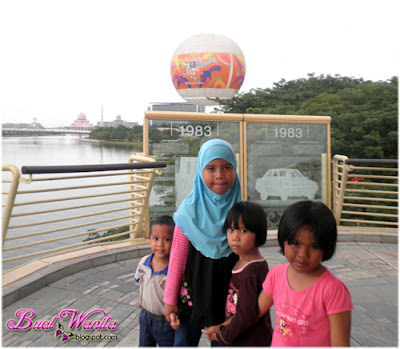 Belon Panas Seronok Semuanya Pusing Putrajaya Dengan Sepupu. Tempat Menarik Di Putrajaya, Pusat Penghayatan Alam Wetland. Tempat Best Di Putrajaya, Belon Panas Gergasi Dan Menara Pensil.