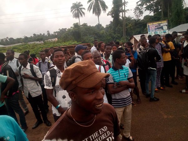 FUOYE Students Protest no-school-fee–no examination directive