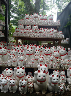 tokyo cat temple