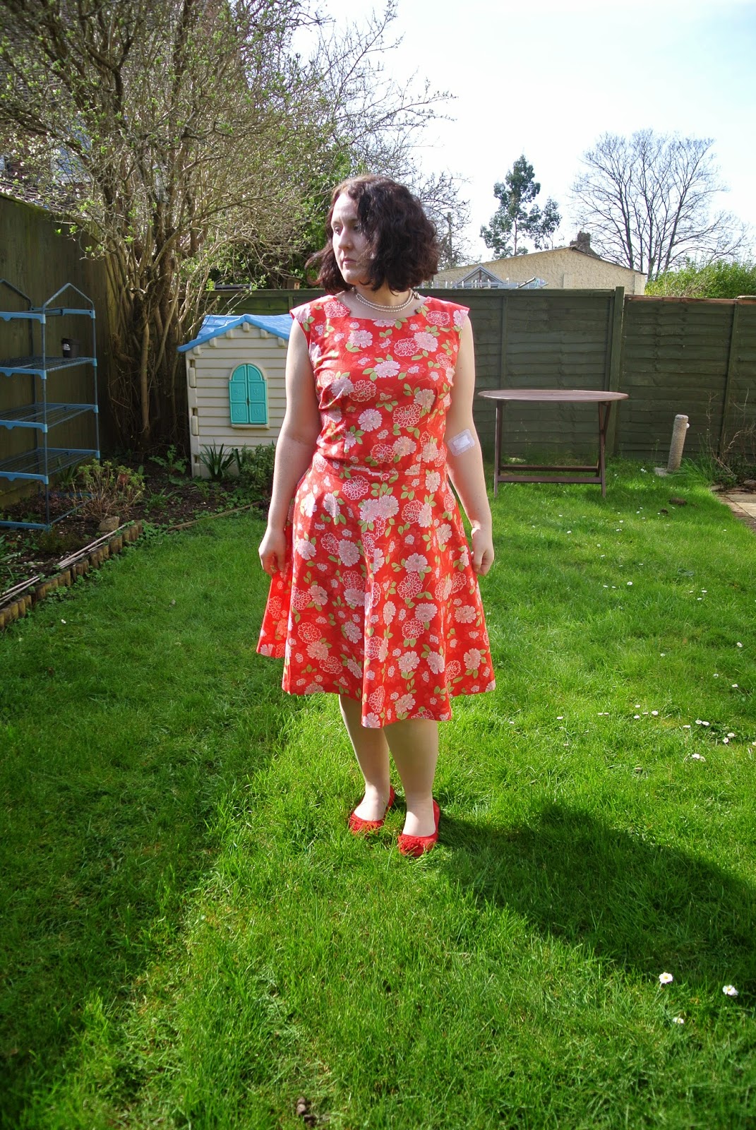 Sew little time: Mad men challenge - the Pensive Betty dress