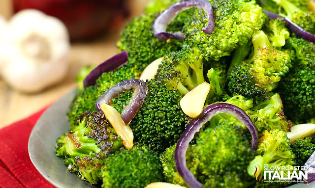 Best Ever Garlic Roasted Broccoli